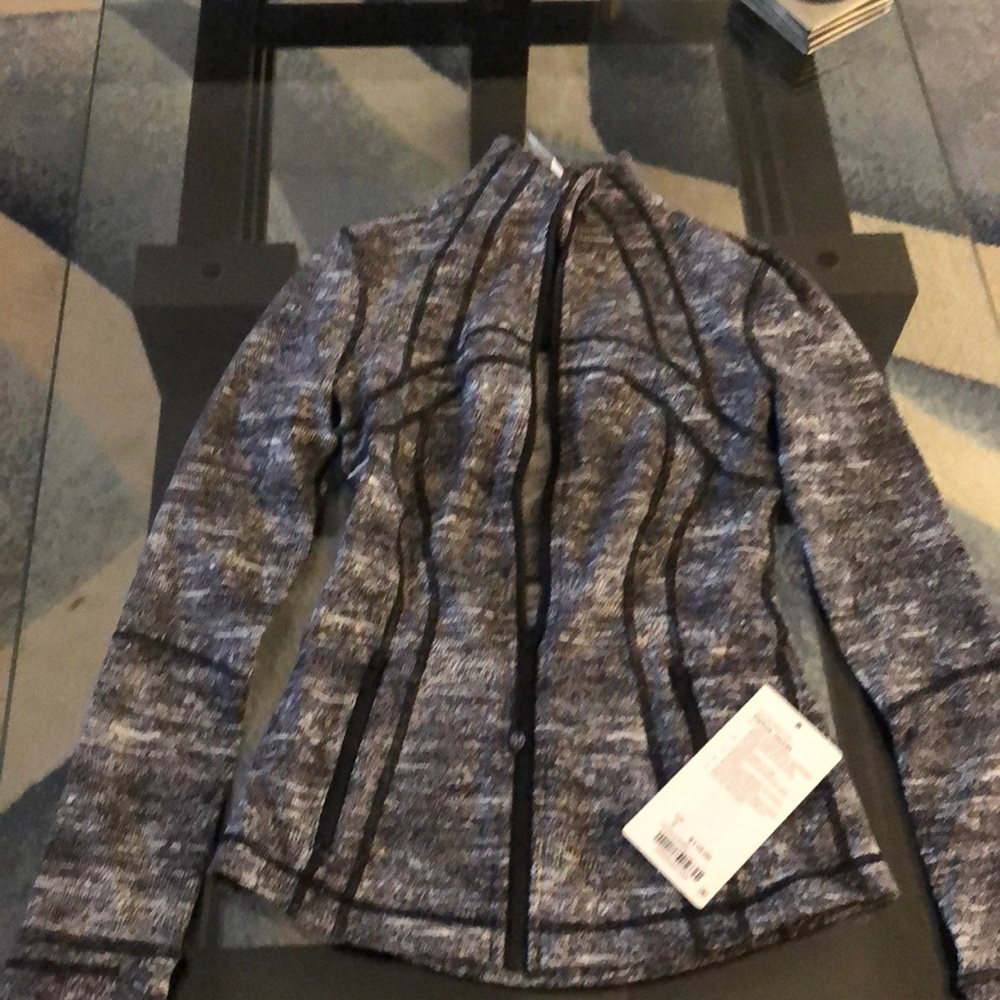 Lulu Lemon define jacket
